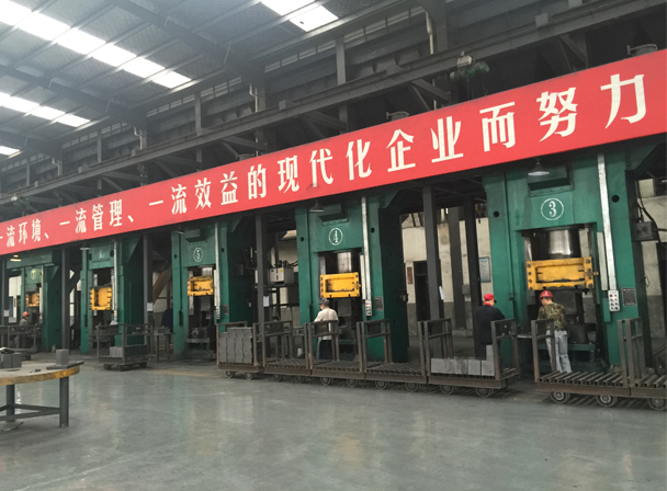 眼界大開，想不到還有這么干凈的鎂碳磚廠